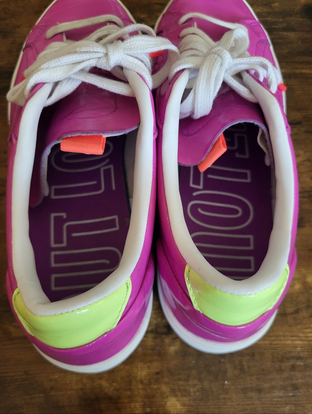 Adidas - Picture 4 of 5